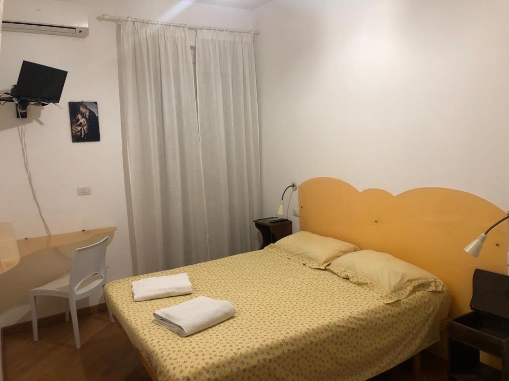 B&B Brezza Marina ซัน เบเนเดตโต เดล ตรอนโต ภายนอก รูปภาพ