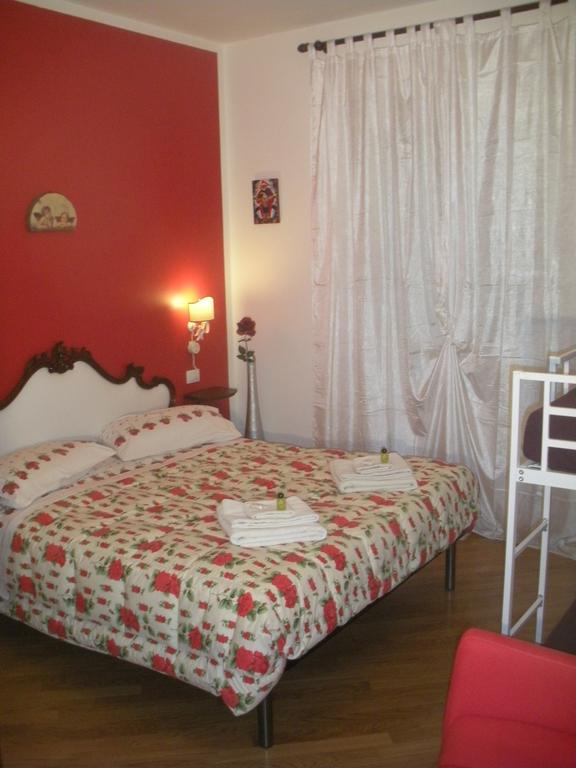B&B Brezza Marina ซัน เบเนเดตโต เดล ตรอนโต ภายนอก รูปภาพ